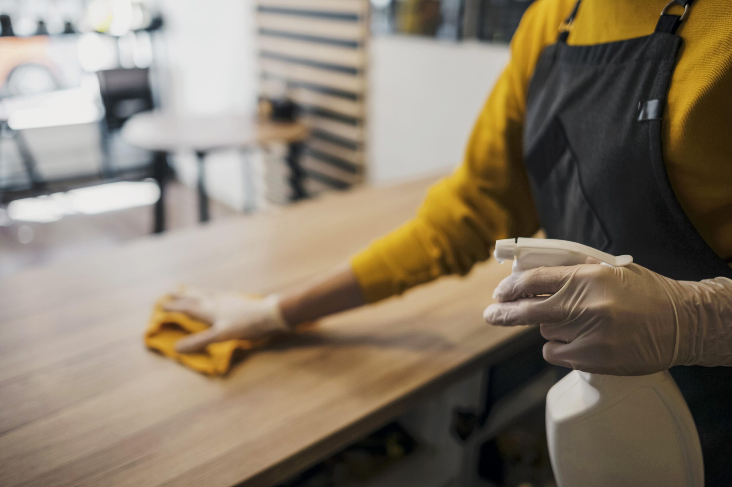 Cuánto cuesta un servicio de limpieza diario para oficinas en Valencia y alrededores?
